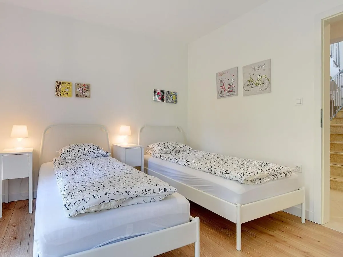 Comfortable Villa With Private Swimming Pool Nedeščina